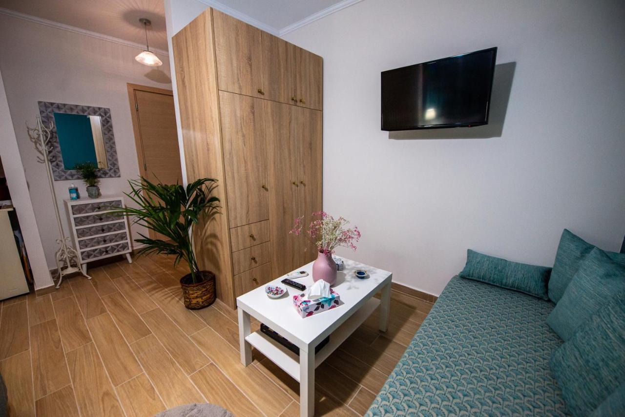 Efie'S Studio Каламата Екстер'єр фото